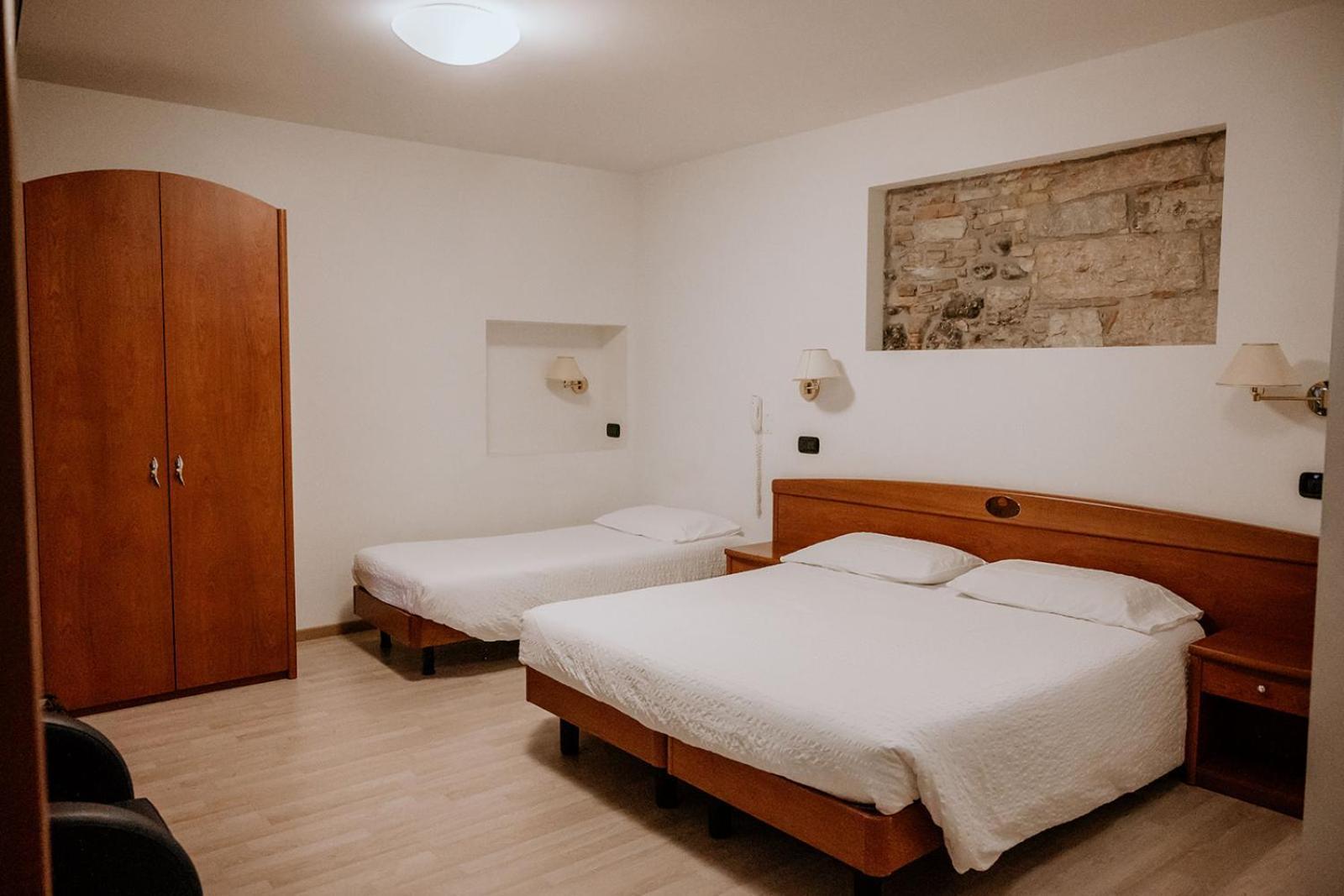 Hotel Venezia Trento Exterior foto